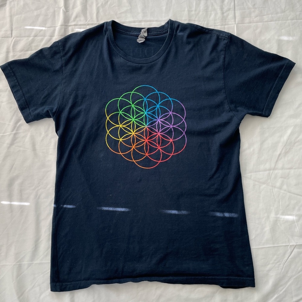 coldplay “a head full of dreams” 2016 world tour shirt